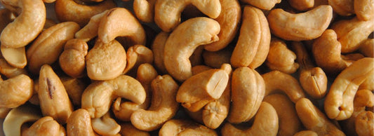 Can Cats Eat Cashews?